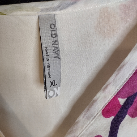 Old Navy Pretty Colorful Floral Dress - Picture 5 of 6